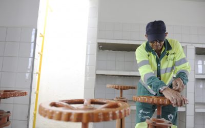 Força-tarefa da Cagece garante serviços de água e esgoto no Carnaval