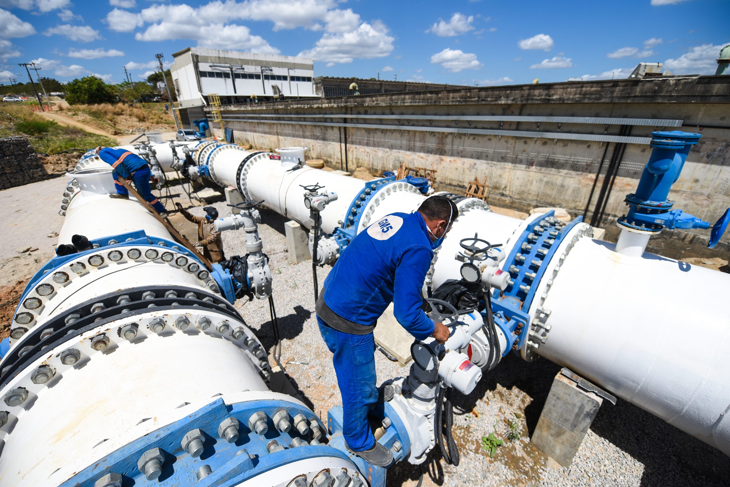 O aproveitamento de área do Castanhão se dará em regime de concessão para a instalação e operação de sistemas de geração de energia elétrica fotovoltaica