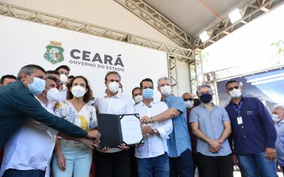 Cagece e Governo do Ceará assinam ordem de serviço para obras de água e esgoto na praia do Cumbuco