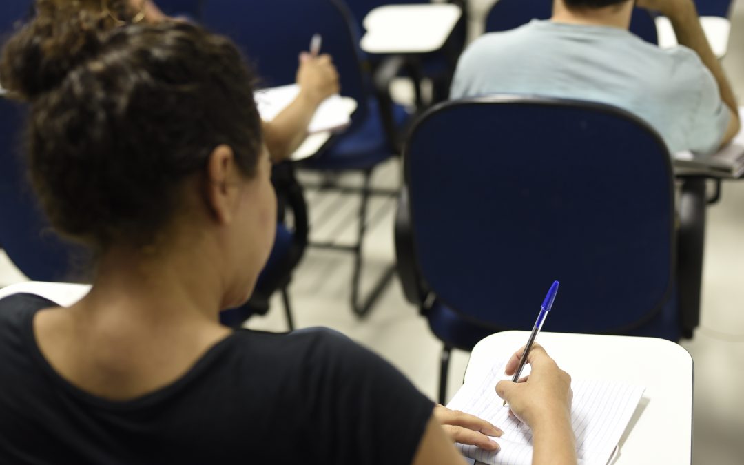 Capacitação: Cagece oferta 39 vagas para cursos gratuitos em Fortaleza