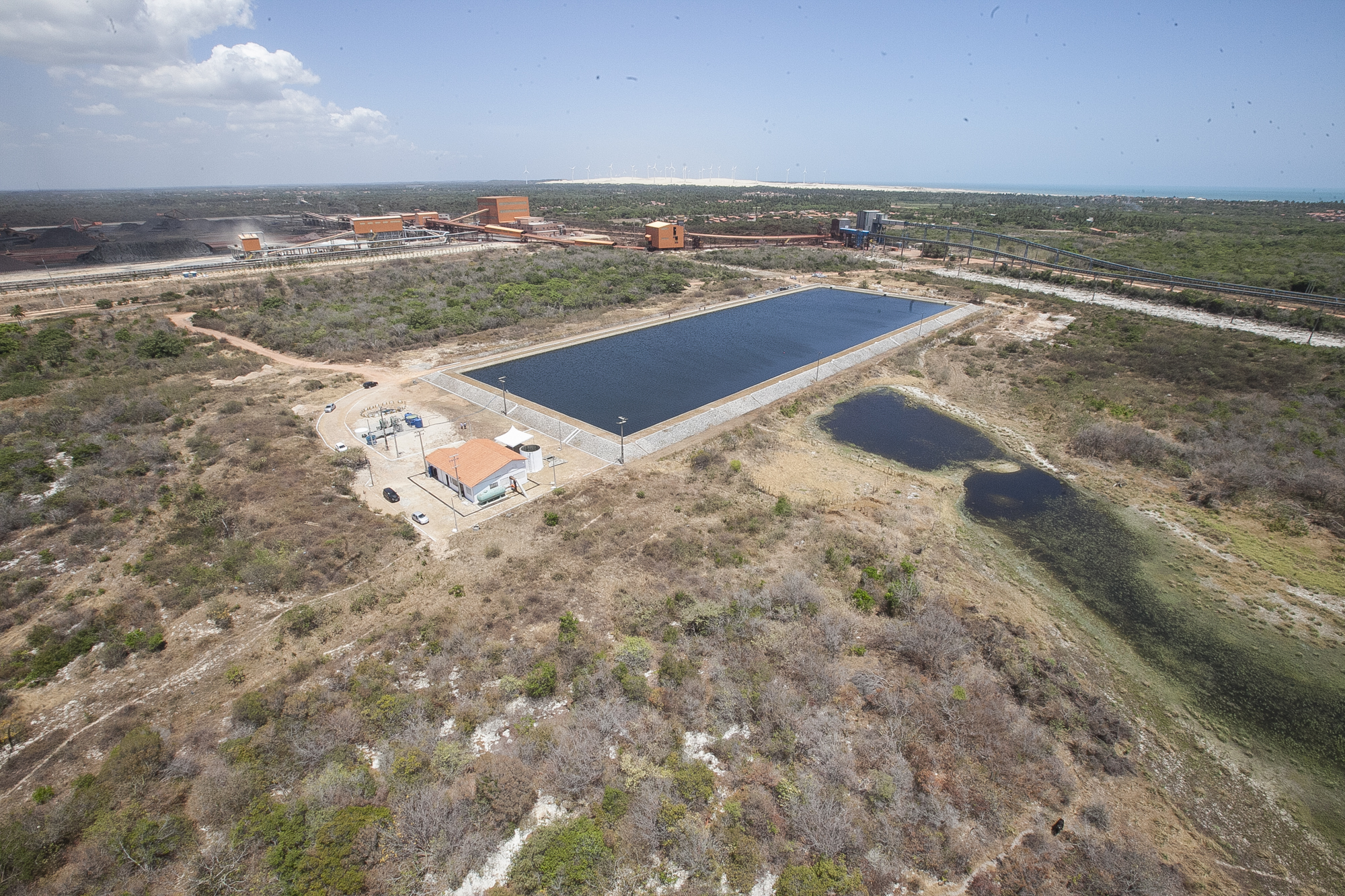 O aproveitamento de área do Castanhão se dará em regime de concessão para a instalação e operação de sistemas de geração de energia elétrica fotovoltaica