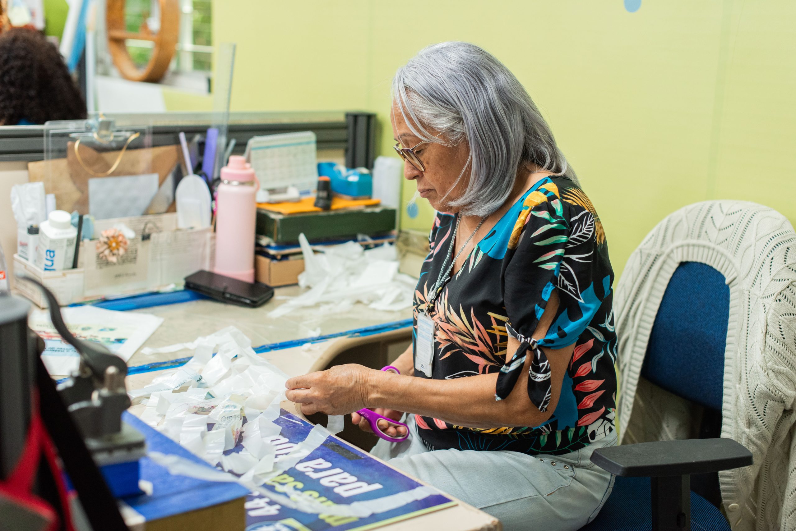 Conheça o programa de moda e sustentabilidade que gera inclusão social para mulheres em Fortaleza